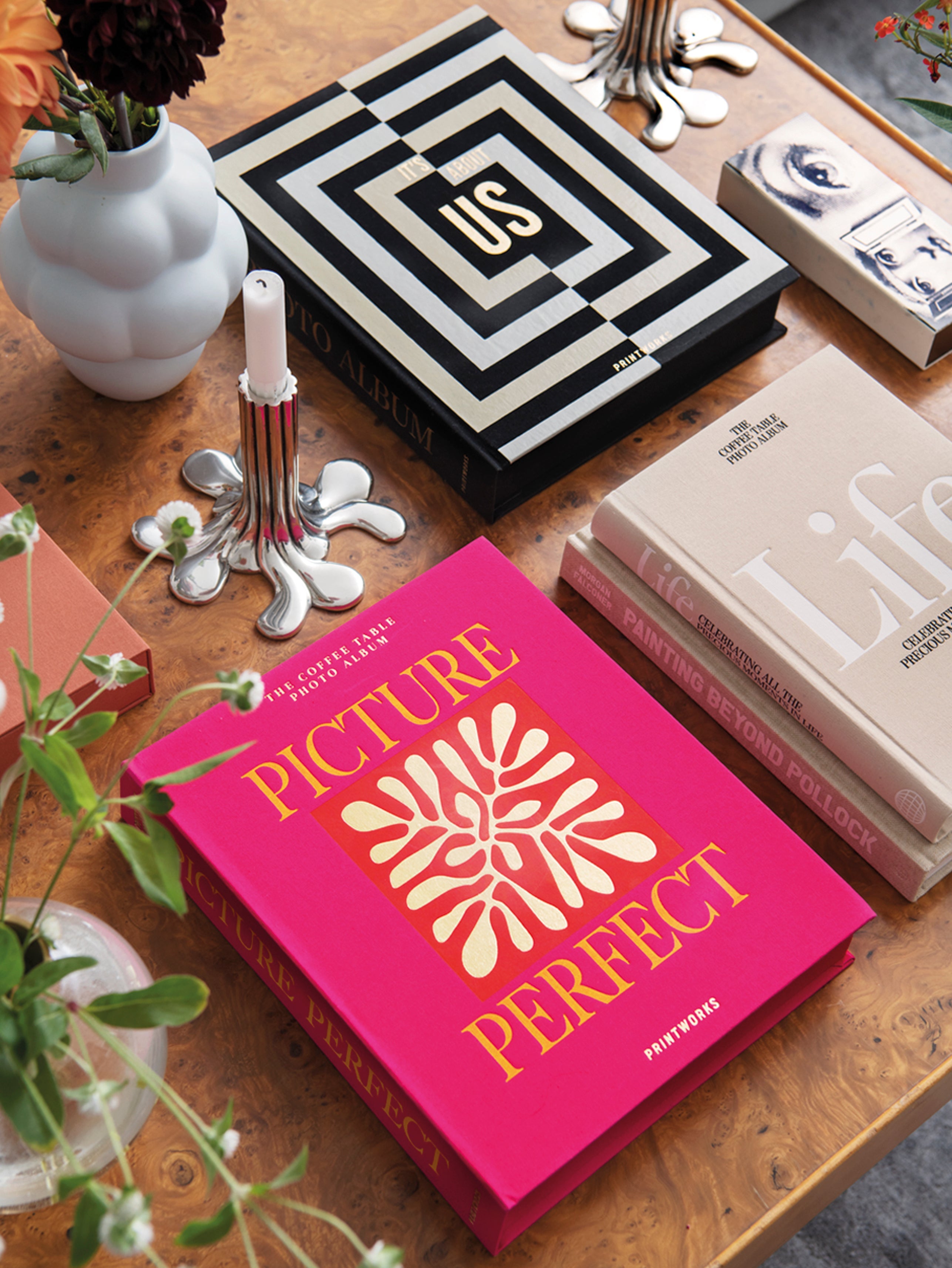 BOARDS GAMES & PHOTO ALBUMS