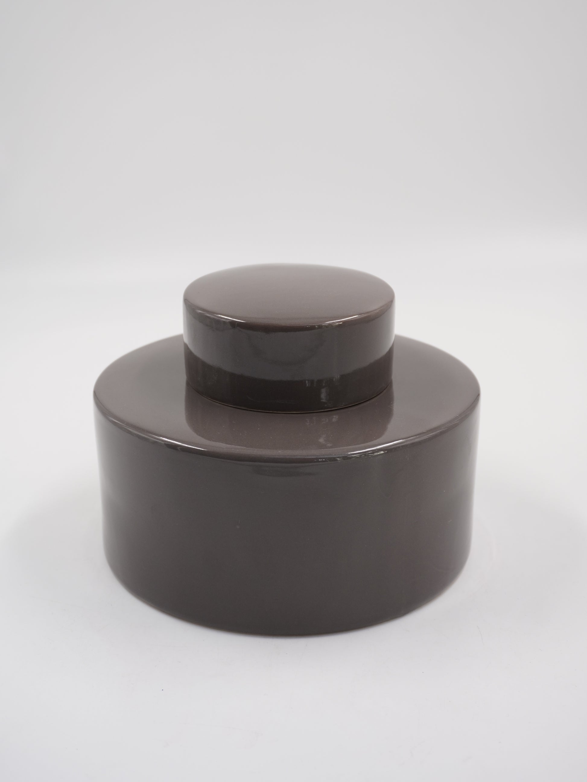 CERAMIC COVERED GRAY