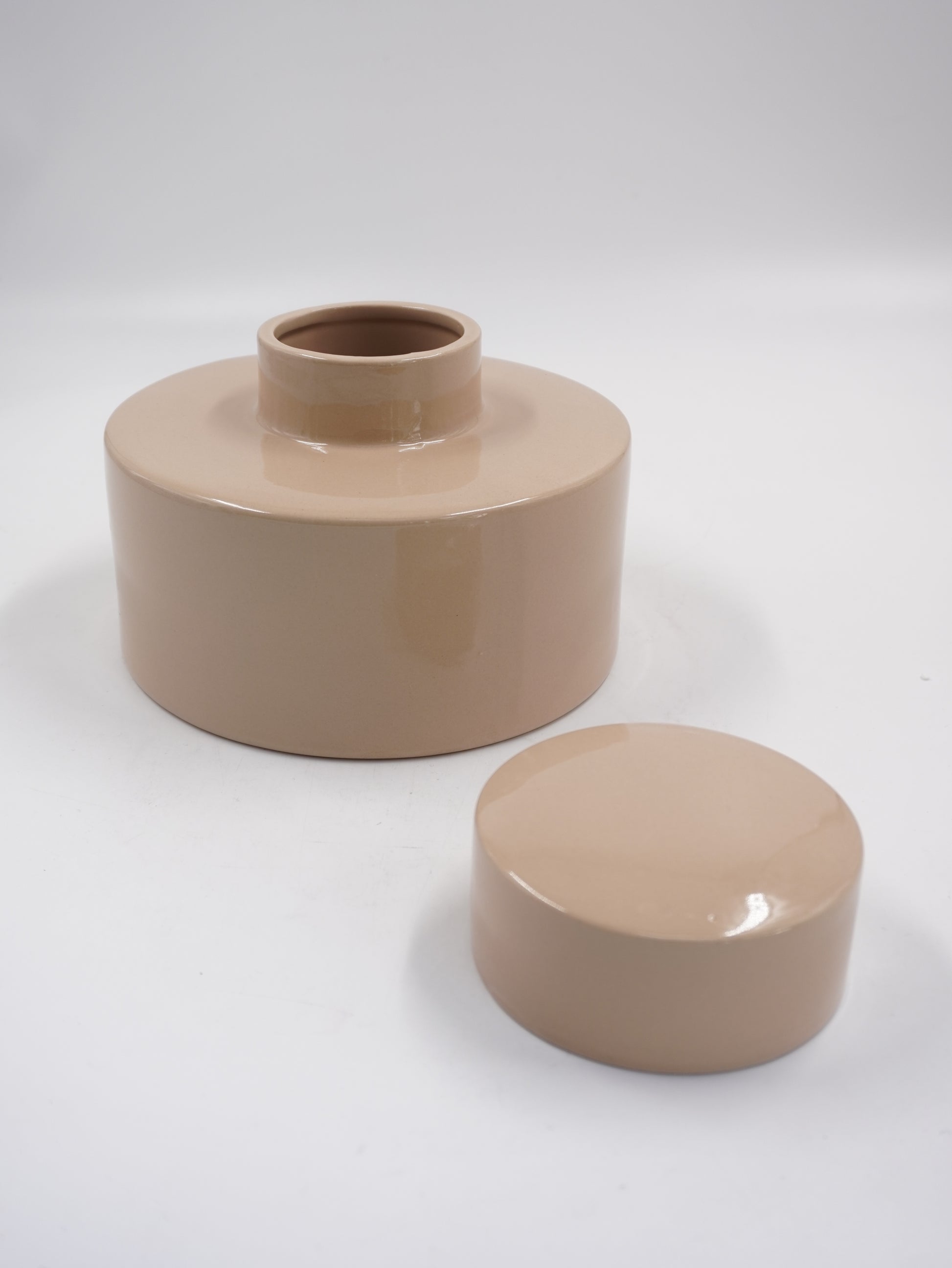 CERAMIC COVERED BEIGE