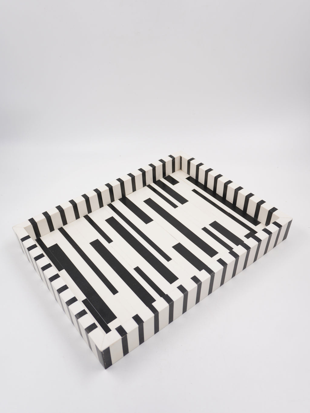 CHAROLA BRICK BLAK & WITHE