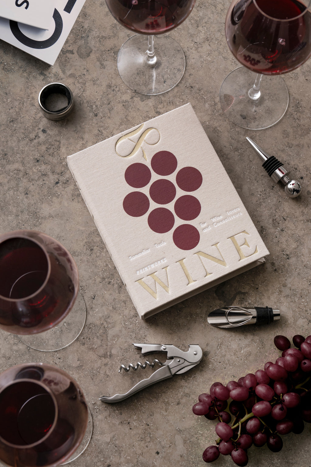 THE ESSENTIALS WINE TOOLS