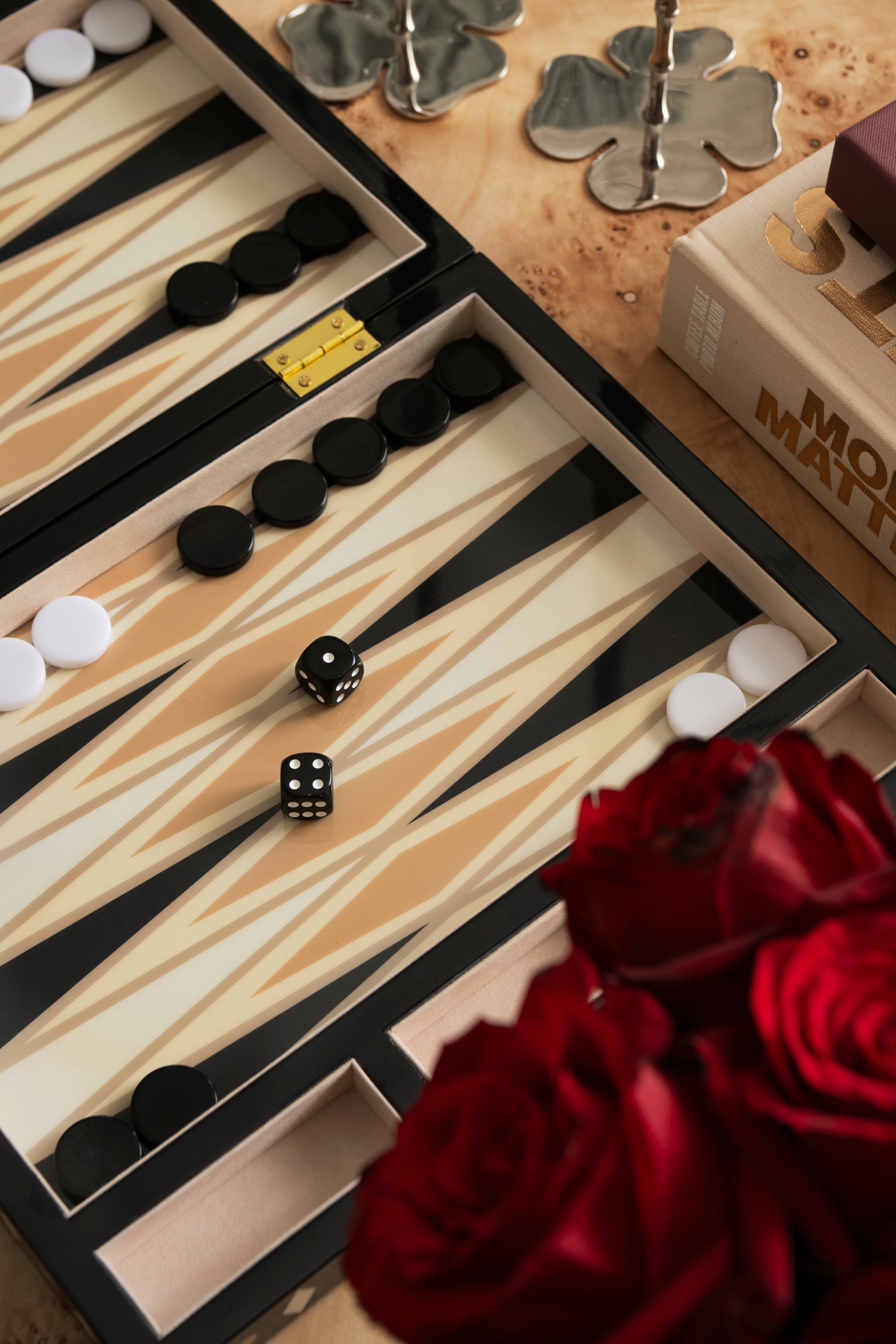 LACQUERED BACKGAMMON - BLACK